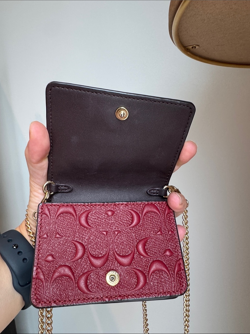 Coach Women's Red Leather Wallet on Gold Chain - Picture 8 of 10